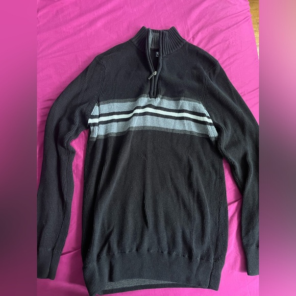 Denver Hayes Quarter Zip Sweater - Picture 3 of 4